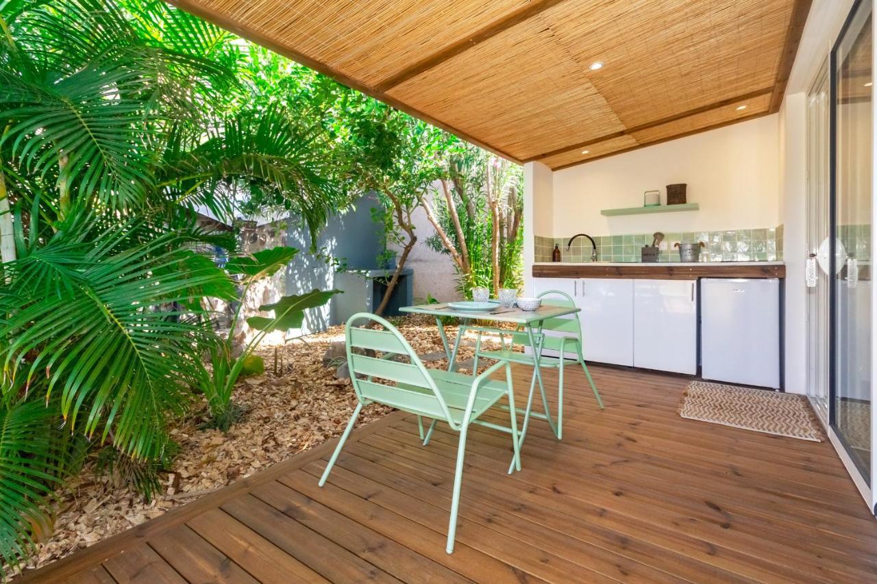 Idylle - Charmant Bungalow A 2 Pas Du Lagon ลาซาลีน เลอแบ็ง ภายนอก รูปภาพ